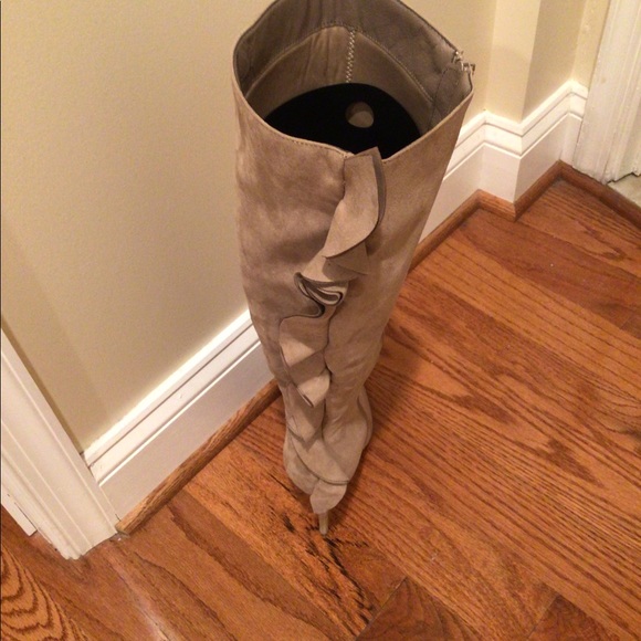 Boots - Picture 2 of 2